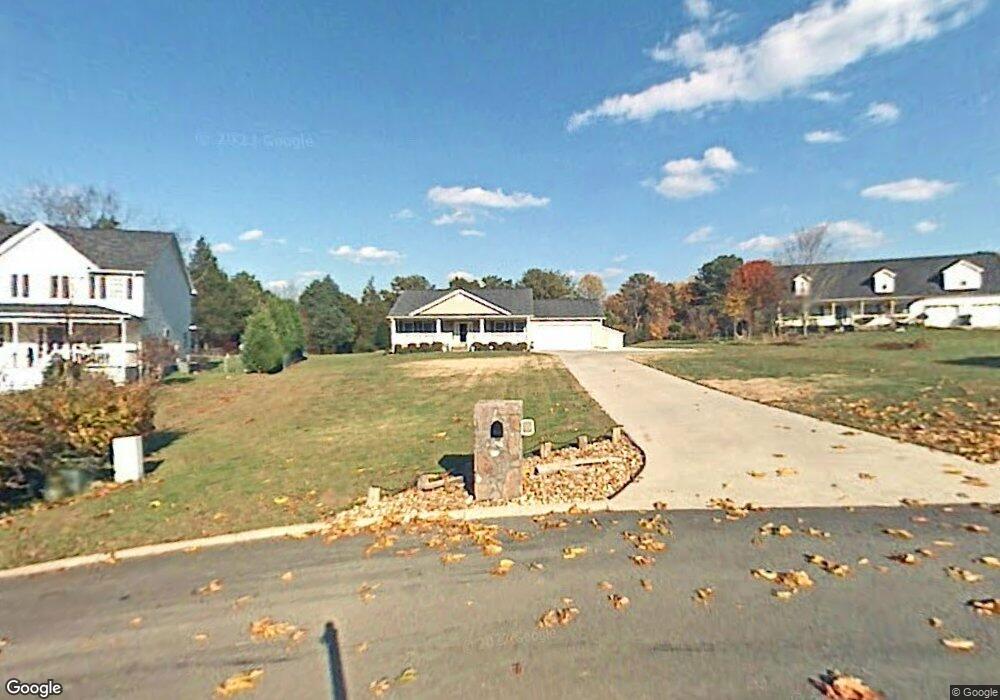 817 Brent Ln, Dalton, GA 30720 - photo 1