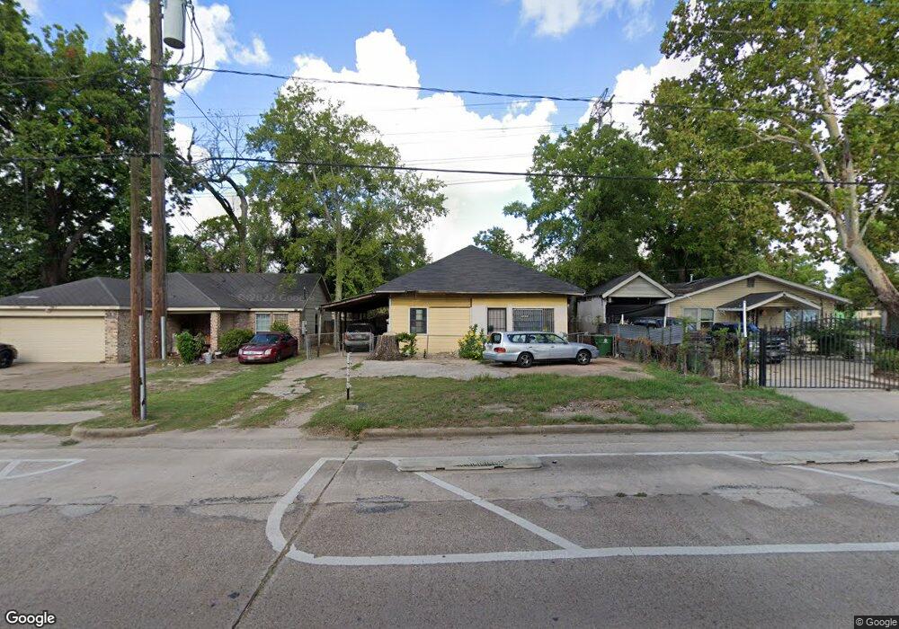 5411 Elysian St, Houston, TX 77009 - photo 1