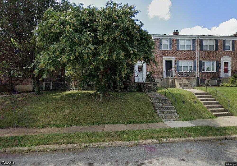 244 E Medwick Garth, Baltimore, MD 21229 - photo 1