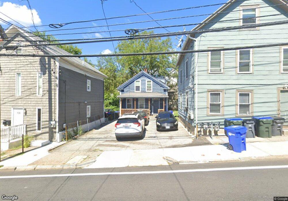 128 Silver Spring St, Providence, RI 02904 - photo 1