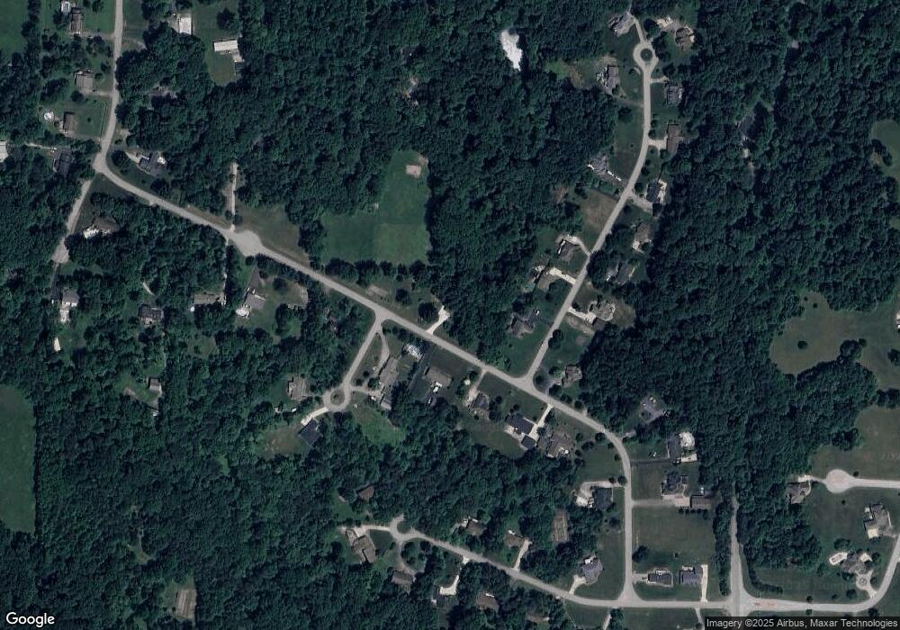 7018 Brenlee Dr, Georgetown, IN 47122 - photo 1