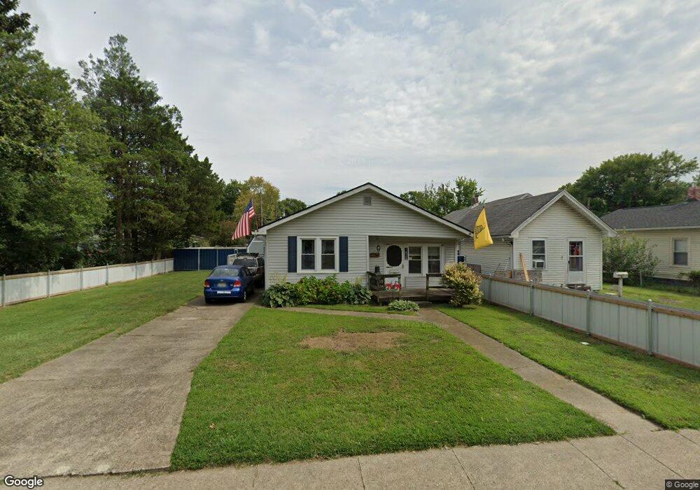 1426 E 8th St, Jeffersonville, IN 47130 - photo 1