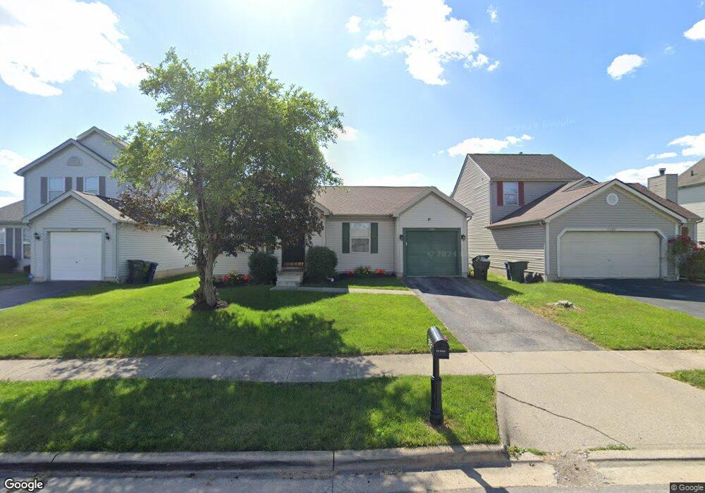 2989 Fenwood Dr, Columbus, OH 43232 - photo 1