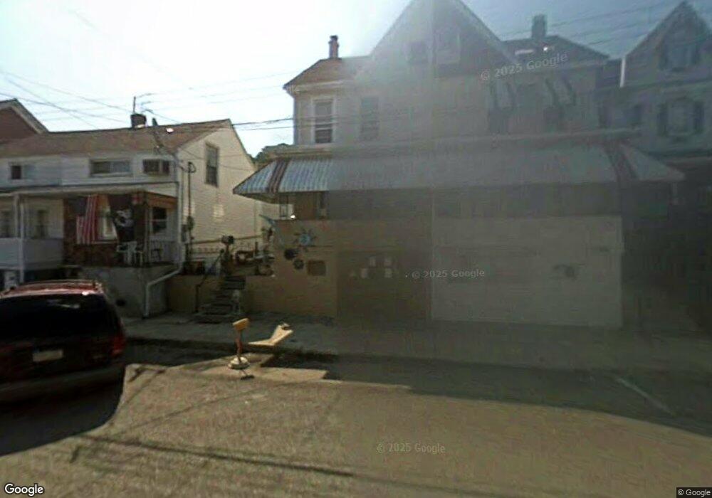 224 W Abbott St, Lansford, PA 18232 - photo 1