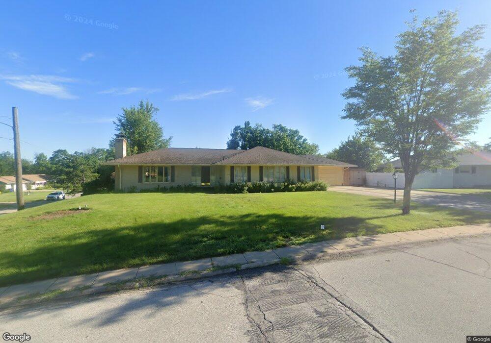 295 Lamplite Ln SE, Cedar Rapids, IA 52403 - photo 1