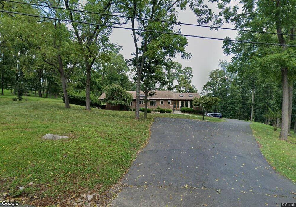 4 Poor Farm Rd, Pennington, NJ 08534 - photo 1