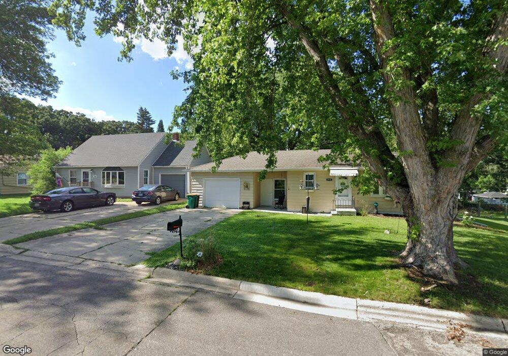 1810 Riviera Dr, Albert Lea, MN 56007 - photo 1