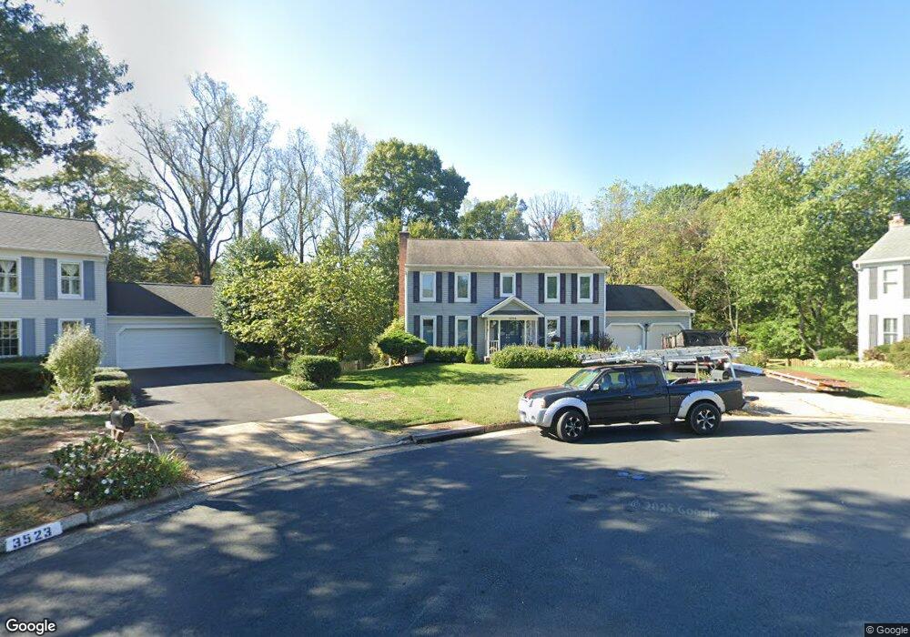 3524 Majestic Pine Ln, Fairfax, VA 22033 - photo 1