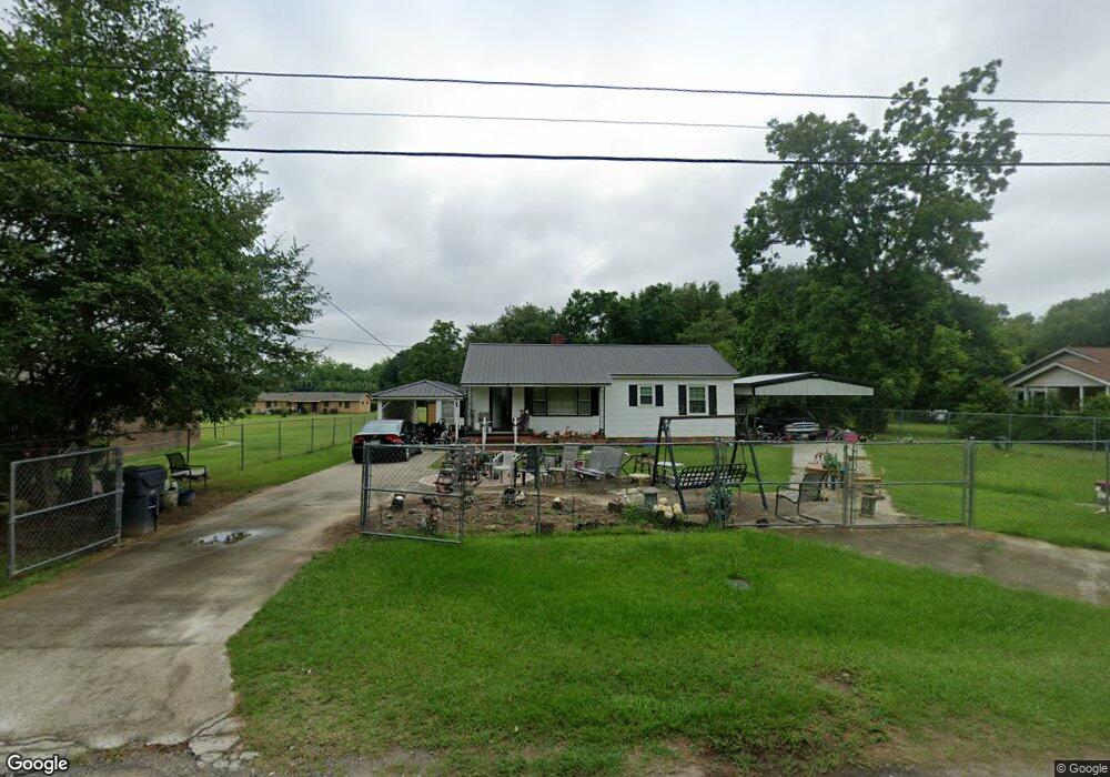 607 E College St, Doerun, GA 31744 - photo 1