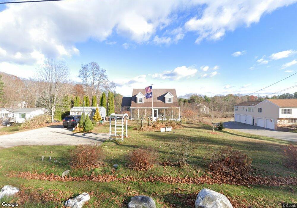 52 Locust St, Salisbury, MA 01952 - photo 1