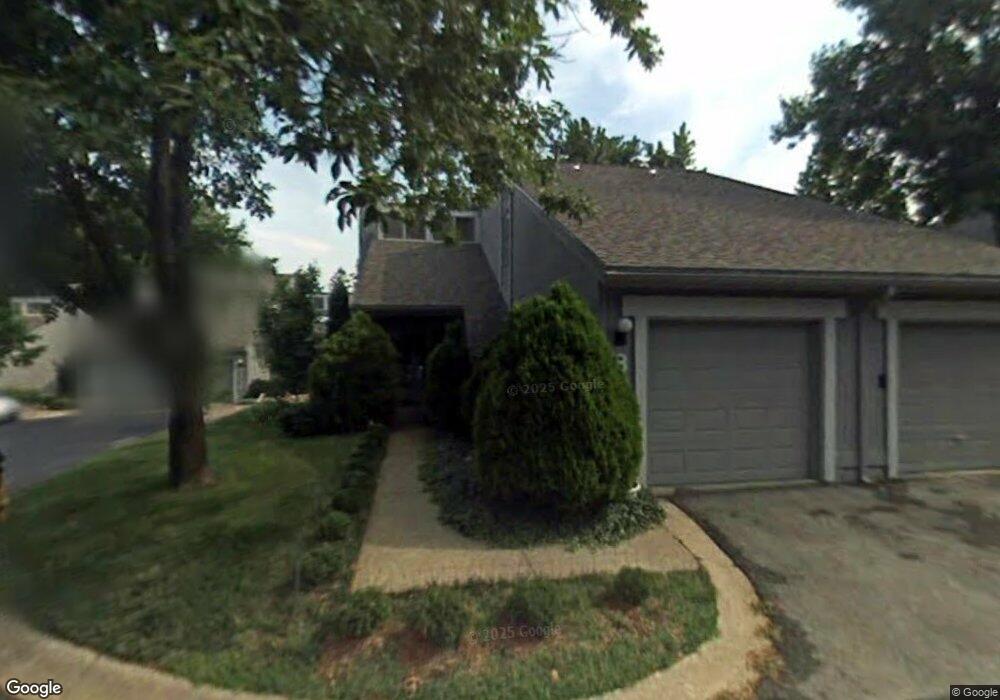8014 Colony Ln, Lenexa, KS 66215 - photo 1