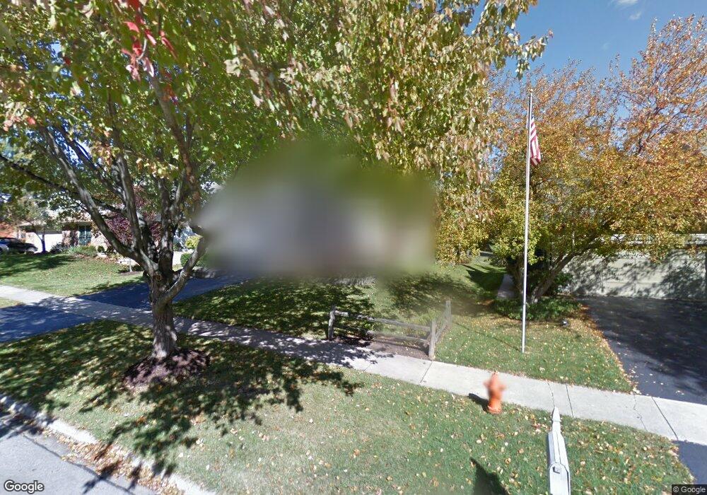 812 Huntleigh Dr, Naperville, IL 60540 - photo 1