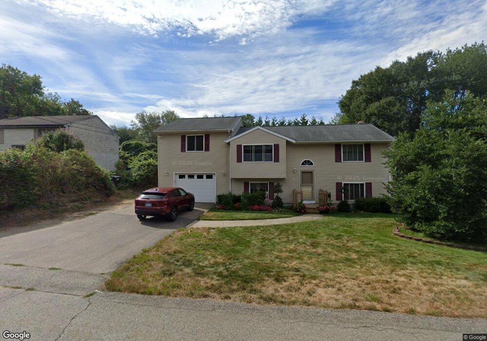 102 Mount View Rd, Narragansett, RI 02882 - photo 1