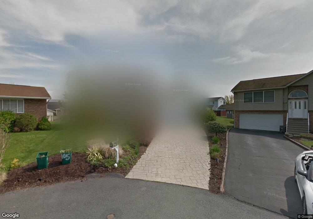 105 Exeter Cir, Old Forge, PA 18518 - photo 1