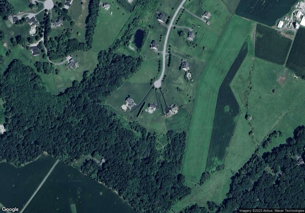 133 Kathleen Ct, Sykesville, MD 21784 - photo 1