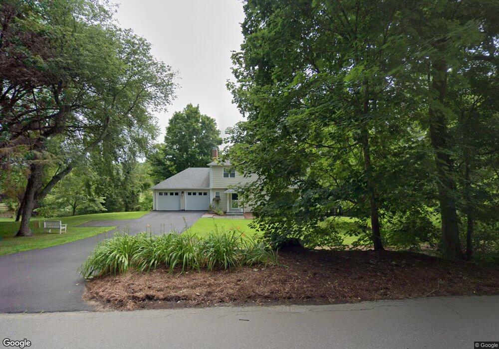 206 Duncaster Rd, Bloomfield, CT 06002 - photo 1