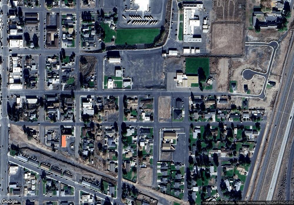 549 E Franklin St, Connell, WA 99326 - photo 1