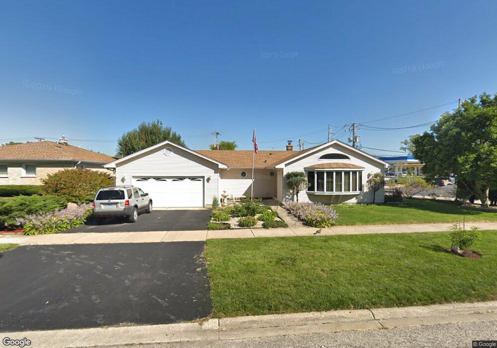 1890 Bennett Place, Des Plaines, IL 60018 - photo 1