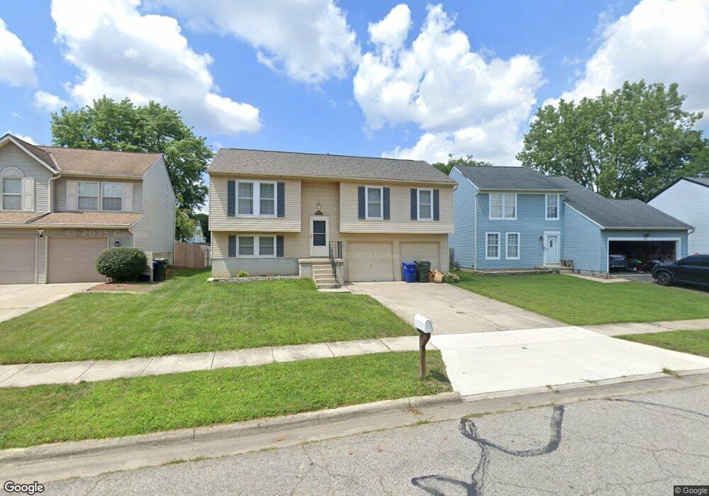 1531 Autumn Village Dr, Columbus, OH 43223 - photo 1