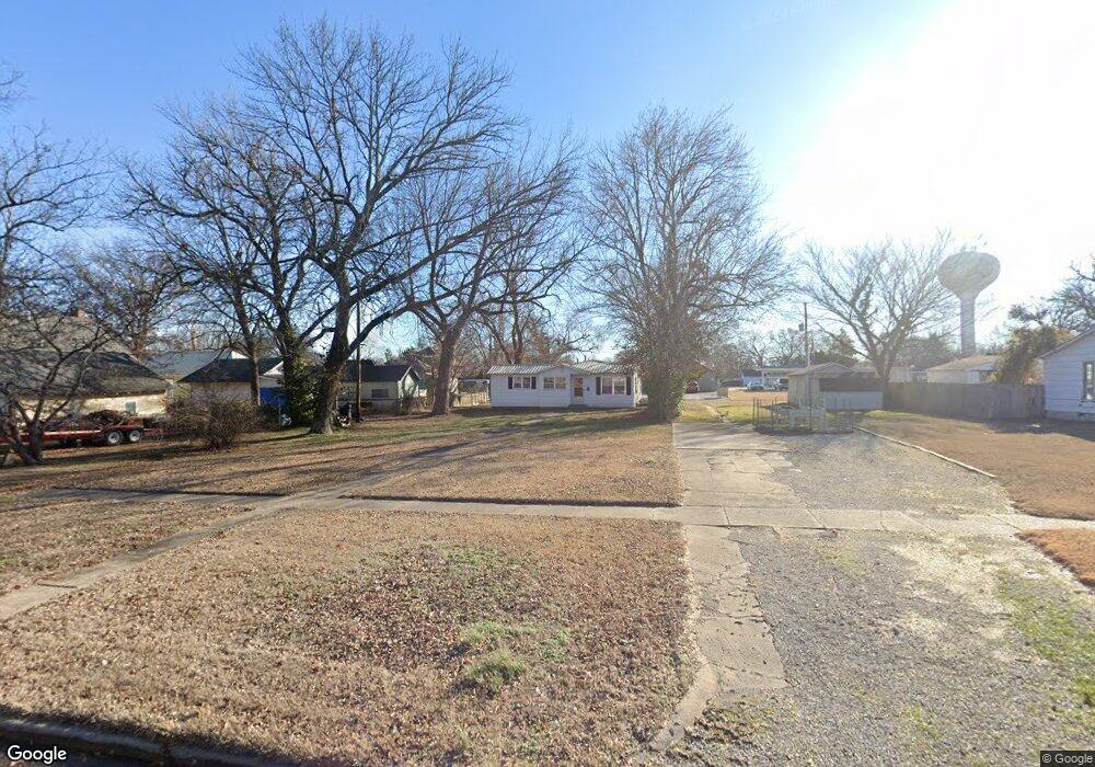 3012 Washington Ave, Parsons, KS 67357 - photo 1