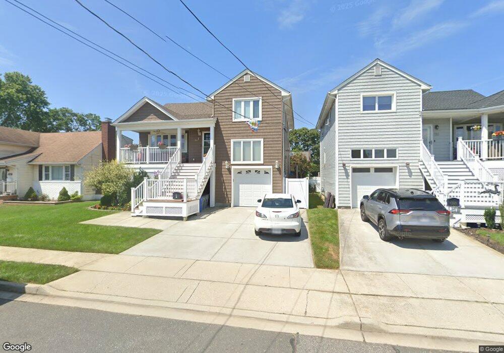 154 S Bay Ave, Freeport, NY 11520 - photo 1