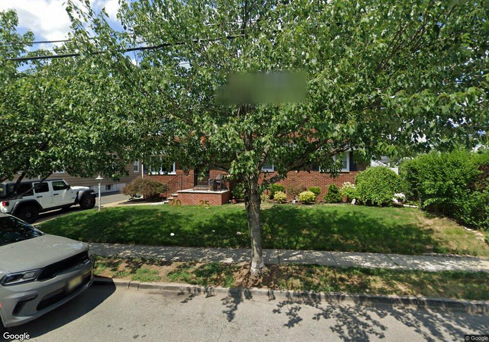 211 Thomas Ave, Lyndhurst, NJ 07071 - photo 1