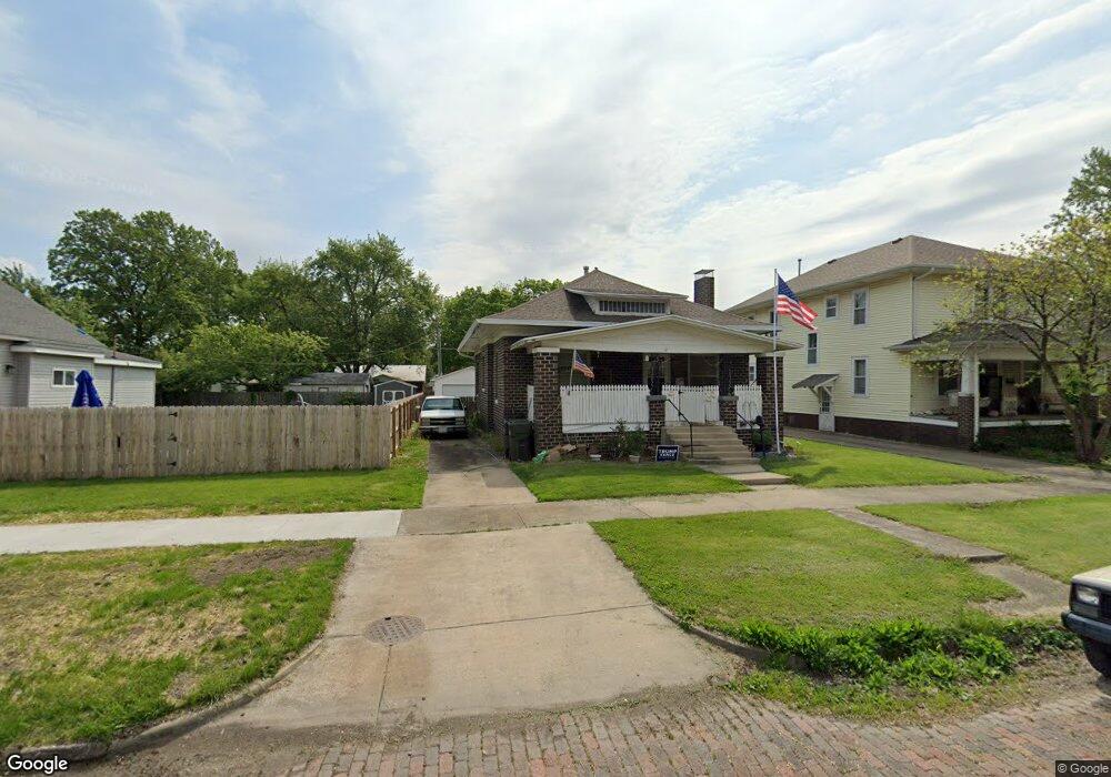 408 N 22nd St, Mattoon, IL 61938 - photo 1