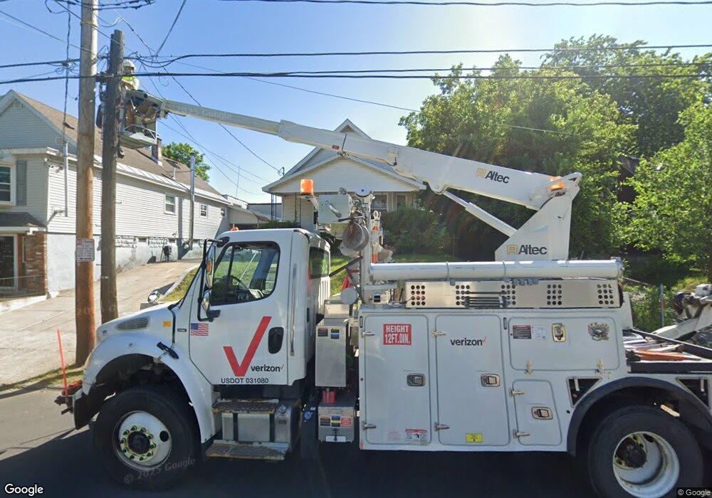 433 Twelfth St, Schenectady, NY 12306 - photo 1