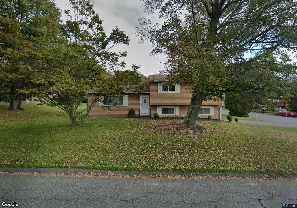 777 Oronoke Rd, Waterbury, CT 06708 - photo 1