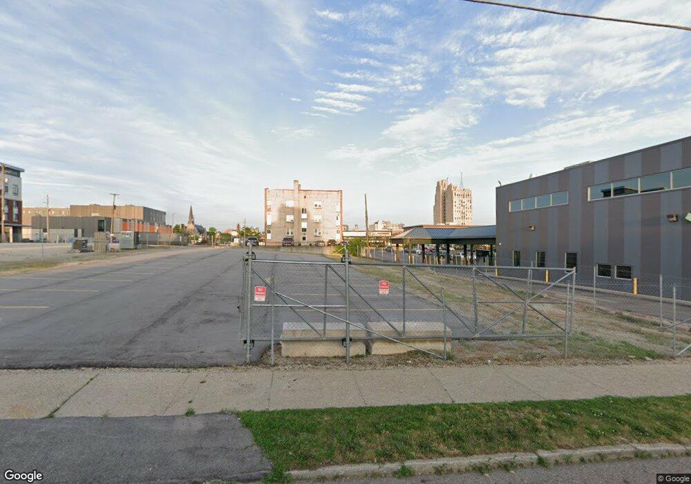 612 Stevens St, Flint, MI 48502 - photo 1