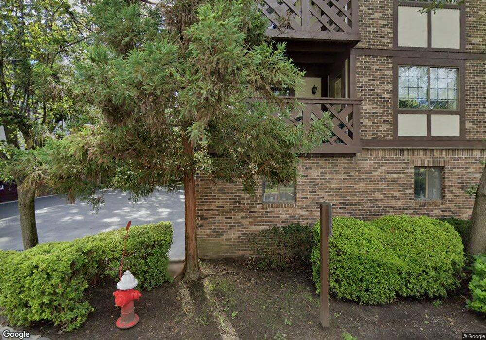 1301 Faulkner Ct unit 1301, Mahwah, NJ 07430 - photo 1
