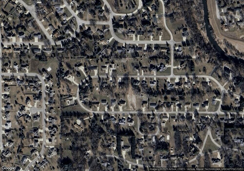 2411 9th Ave SW, Austin, MN 55912 - photo 1