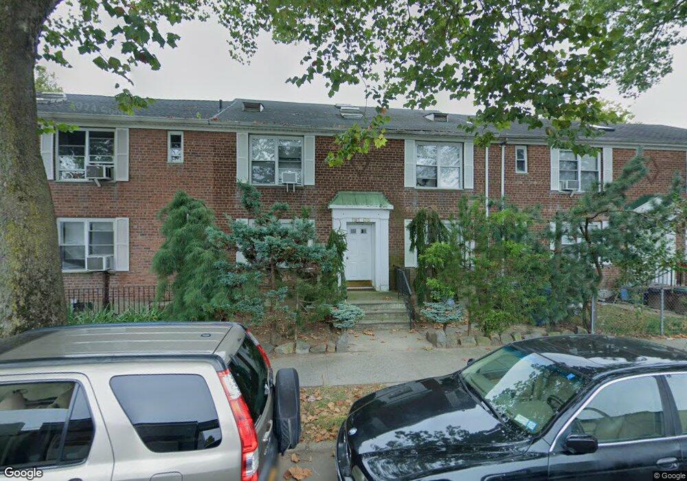 191-08 Station Rd unit 1, Flushing, NY 11358 - photo 1