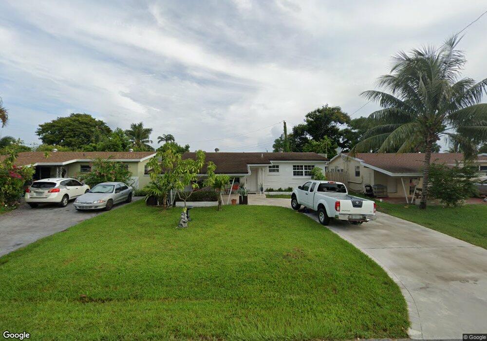 312 SW 7th Ct, Hallandale Beach, FL 33009 - photo 1