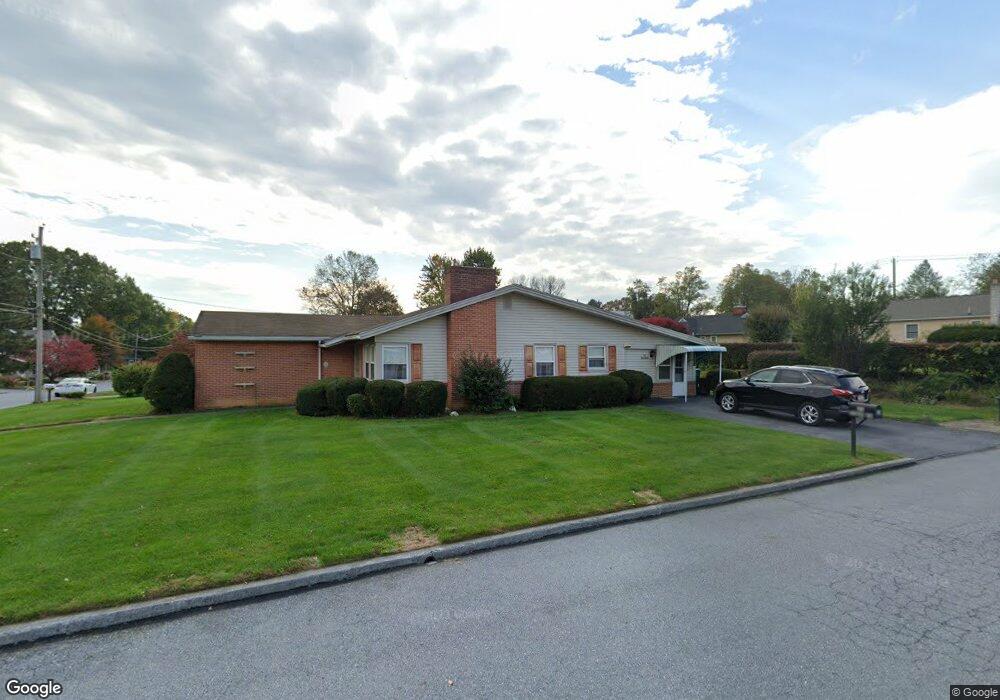 23 Robin Rd, Hershey, PA 17033 - photo 1