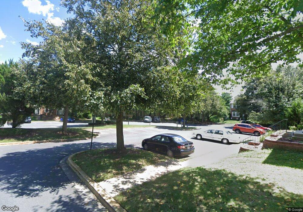 19135 Partridge Wood Dr, Germantown, MD 20874 - photo 1