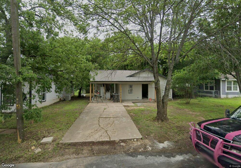 213 Erie St, Cleburne, TX 76031 - photo 1