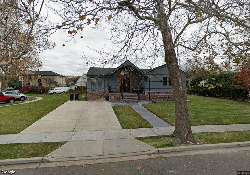 33 Janet Place, Valley Stream, NY 11581 - photo 1