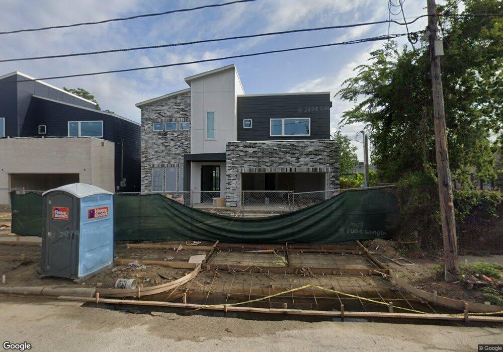 711 Moody St, Houston, TX 77009 - photo 1