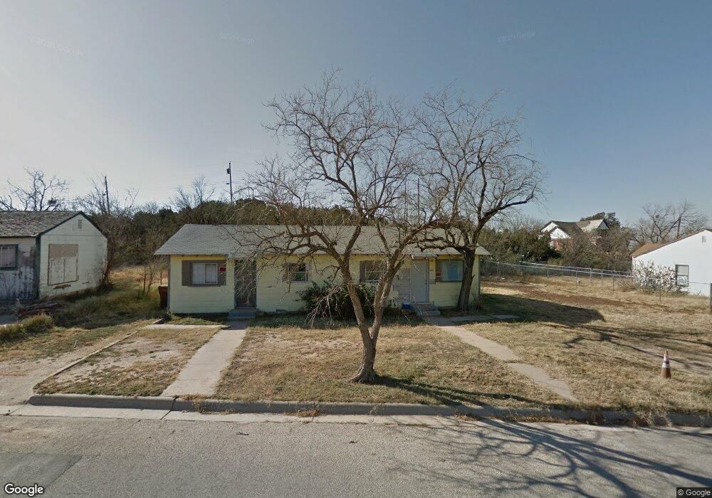 906 S Aylesford St, Big Spring, TX 79720 - photo 1