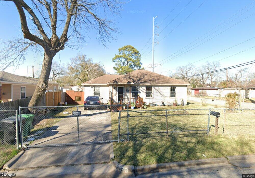 7135 Eppes St, Houston, TX 77087 - photo 1