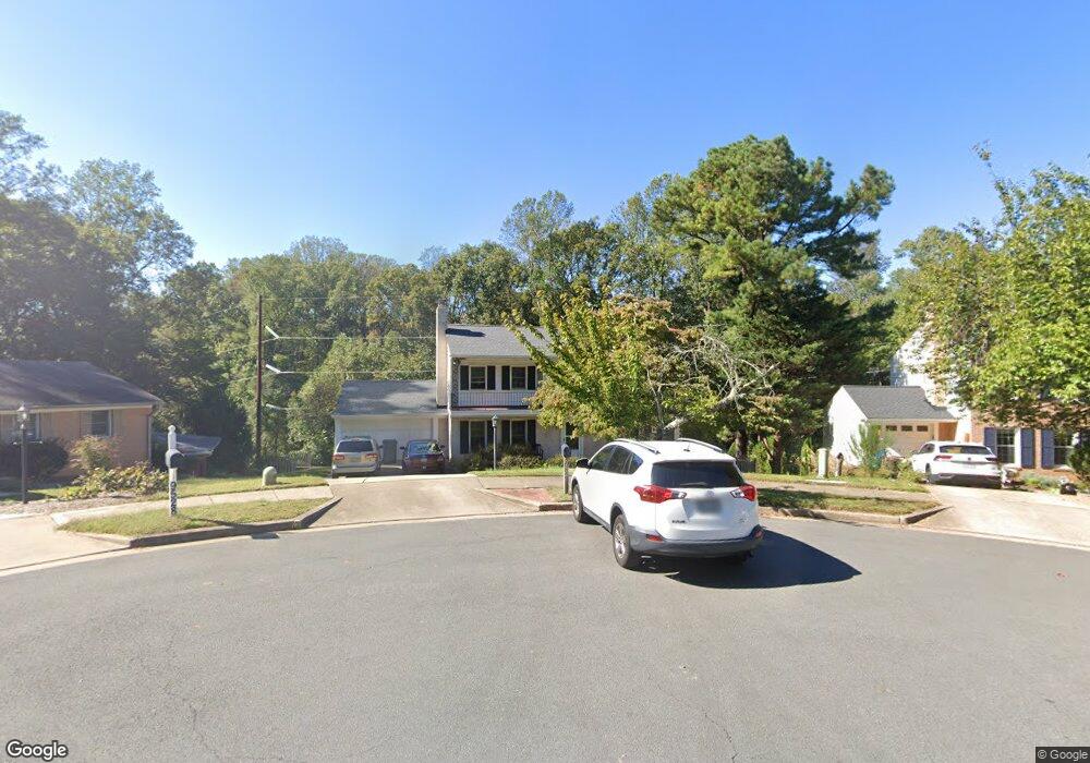 9526 Rockport Rd, Vienna, VA 22180 - photo 1