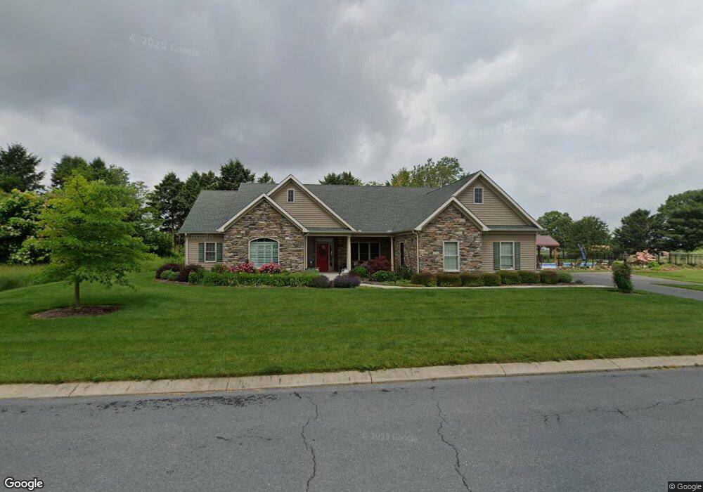 3095 St Andrews Dr, Chambersburg, PA 17202 - photo 1