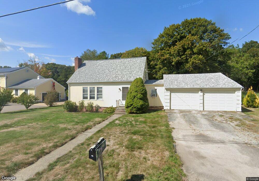 27 Washington Ave, Westerly, RI 02891 - photo 1