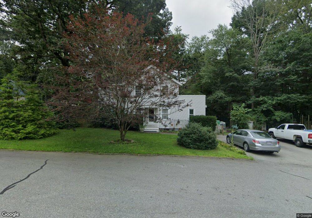 10 Edgemont Ave, Burlington, MA 01803 - photo 1