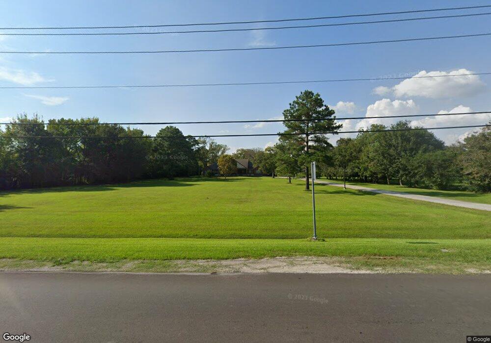 1010 W Parkwood Ave, Friendswood, TX 77546 - photo 1