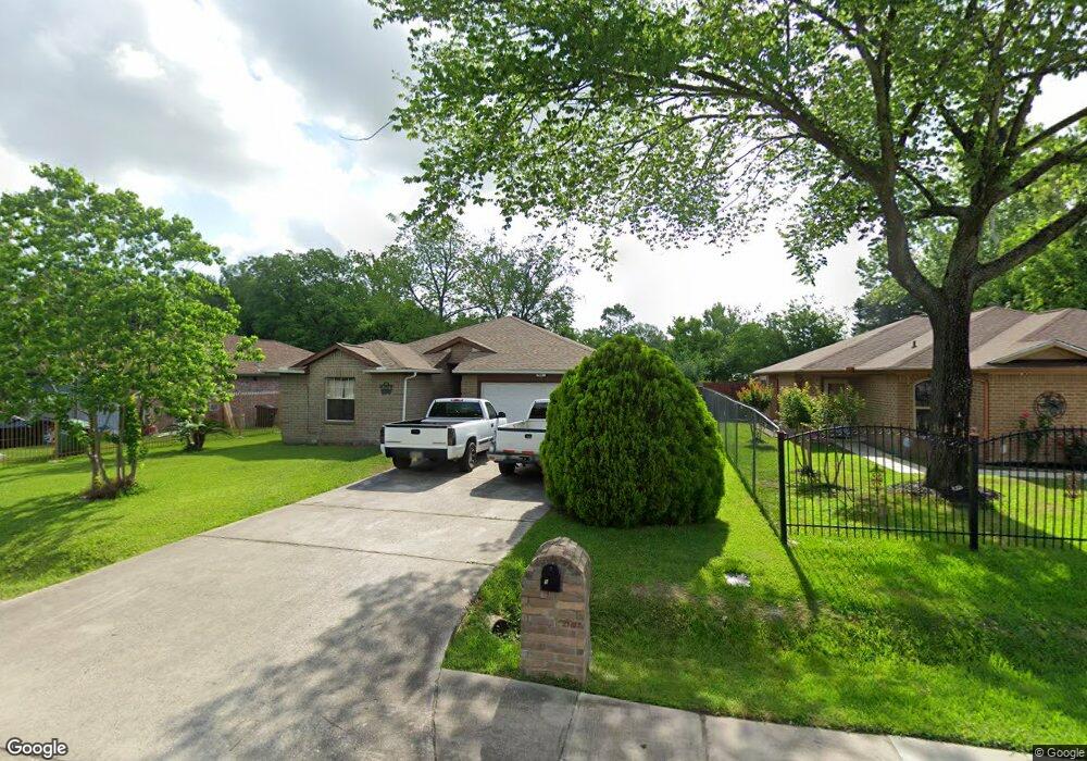 9914 Raymondville Rd, Houston, TX 77093 - photo 1