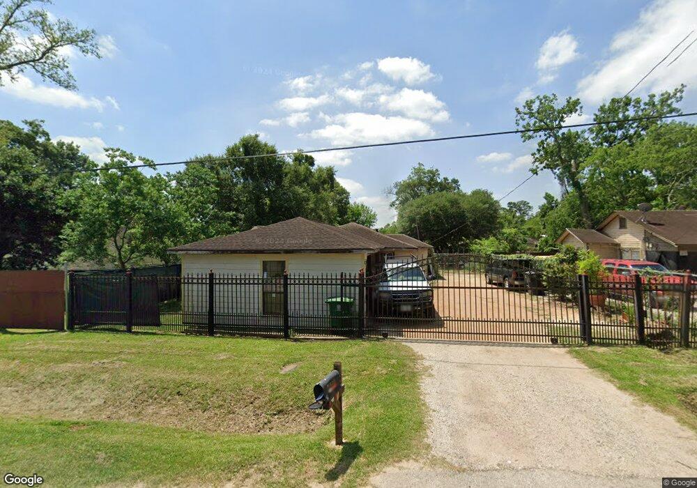 1926 Eubanks St, Houston, TX 77093 - photo 1