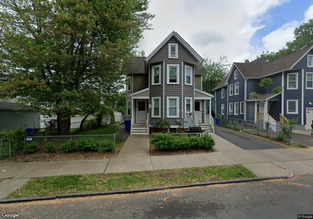 9 Beverly St, Springfield, MA 01109 - photo 1