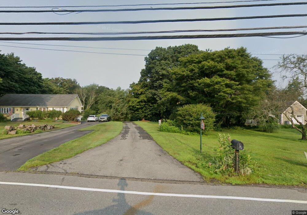 3411 Gomer St, Yorktown Heights, NY 10598 - photo 1